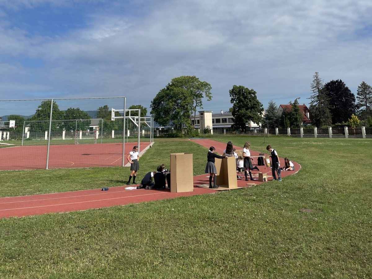 Am Sportplatz